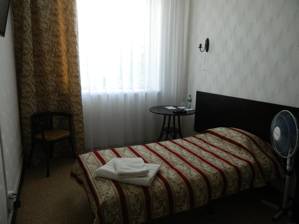 Florentina Hotel Edinet Værelse billede